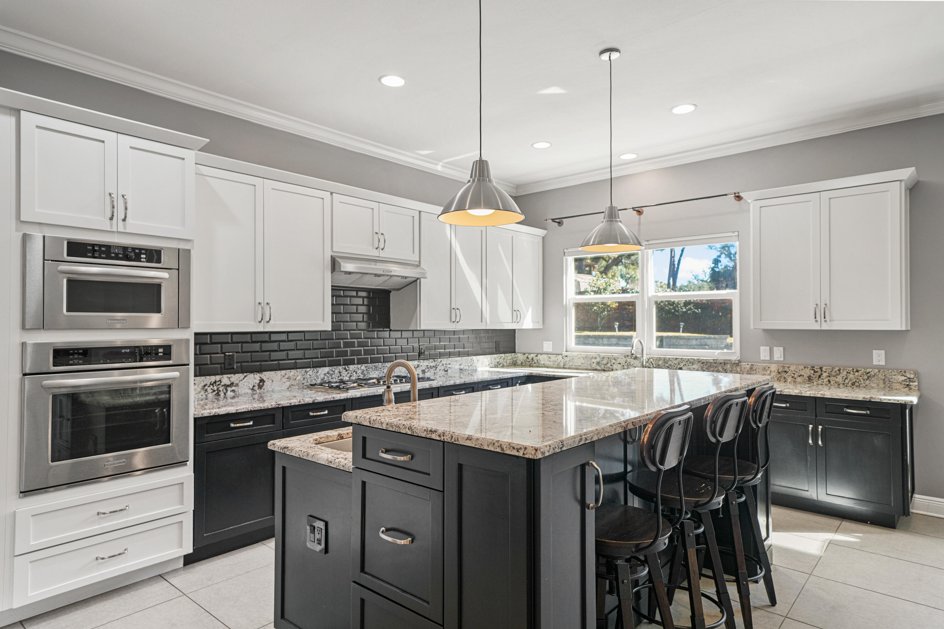 LONGWOOD - Residential