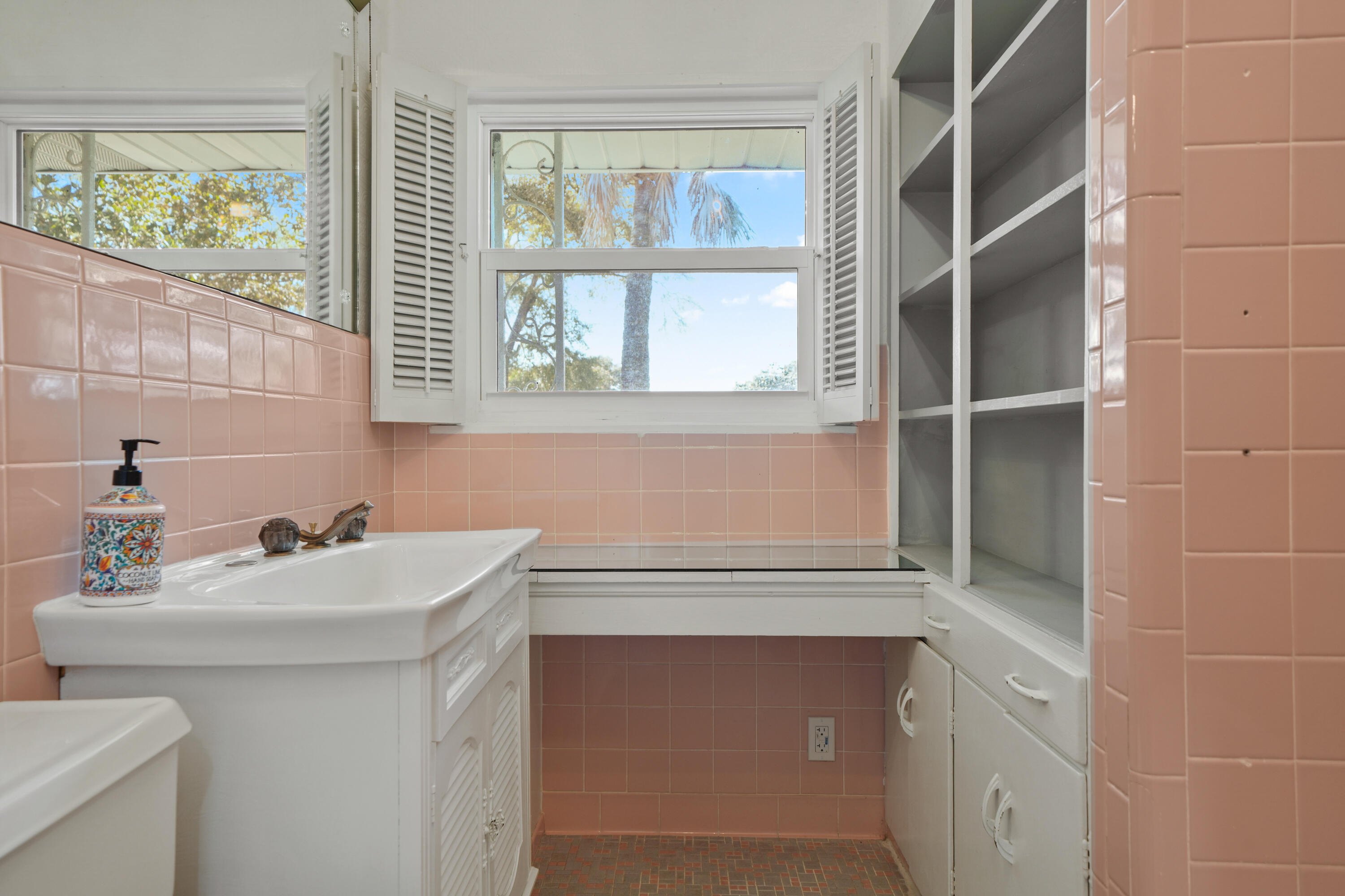 LONGWOOD - Residential