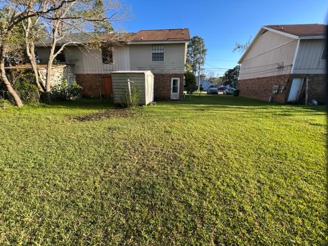 PINE MEADOWS 4TH ADDN - Residential Lease