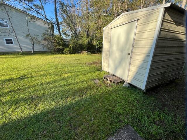 PINE MEADOWS 4TH ADDN - Residential Lease