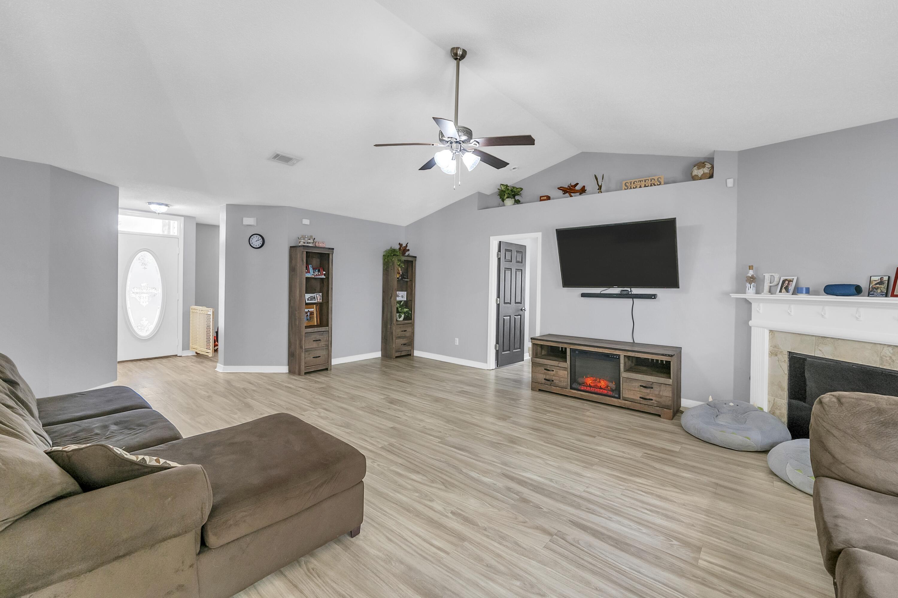 STEEPLECHASE PH 1 - Residential