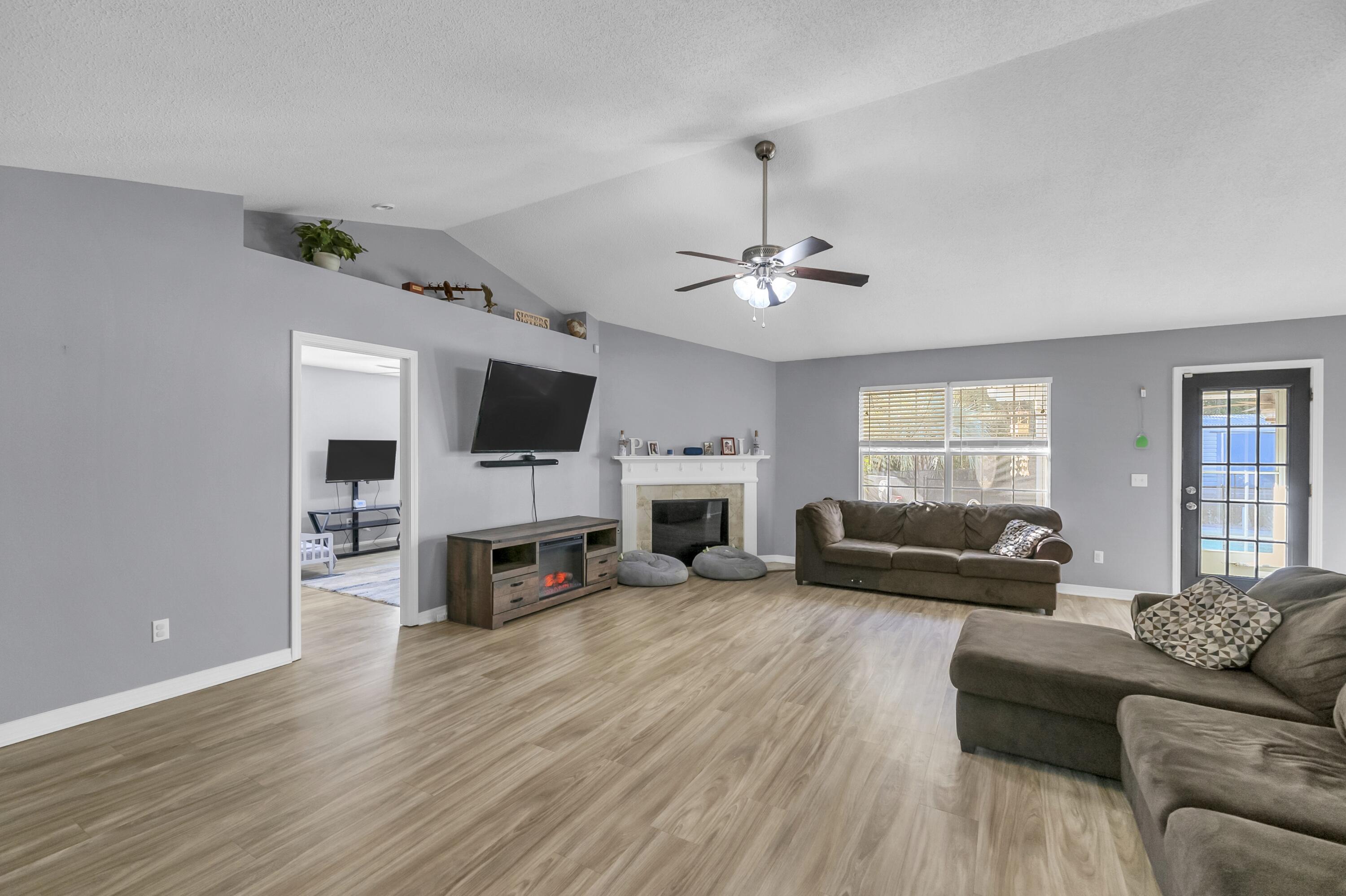 STEEPLECHASE PH 1 - Residential