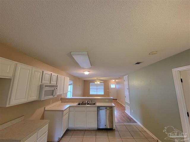 MAPLE OAKS - Residential