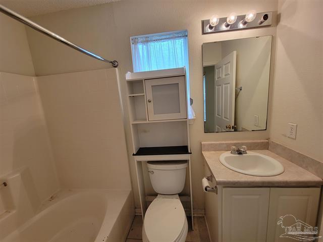 MAPLE OAKS - Residential