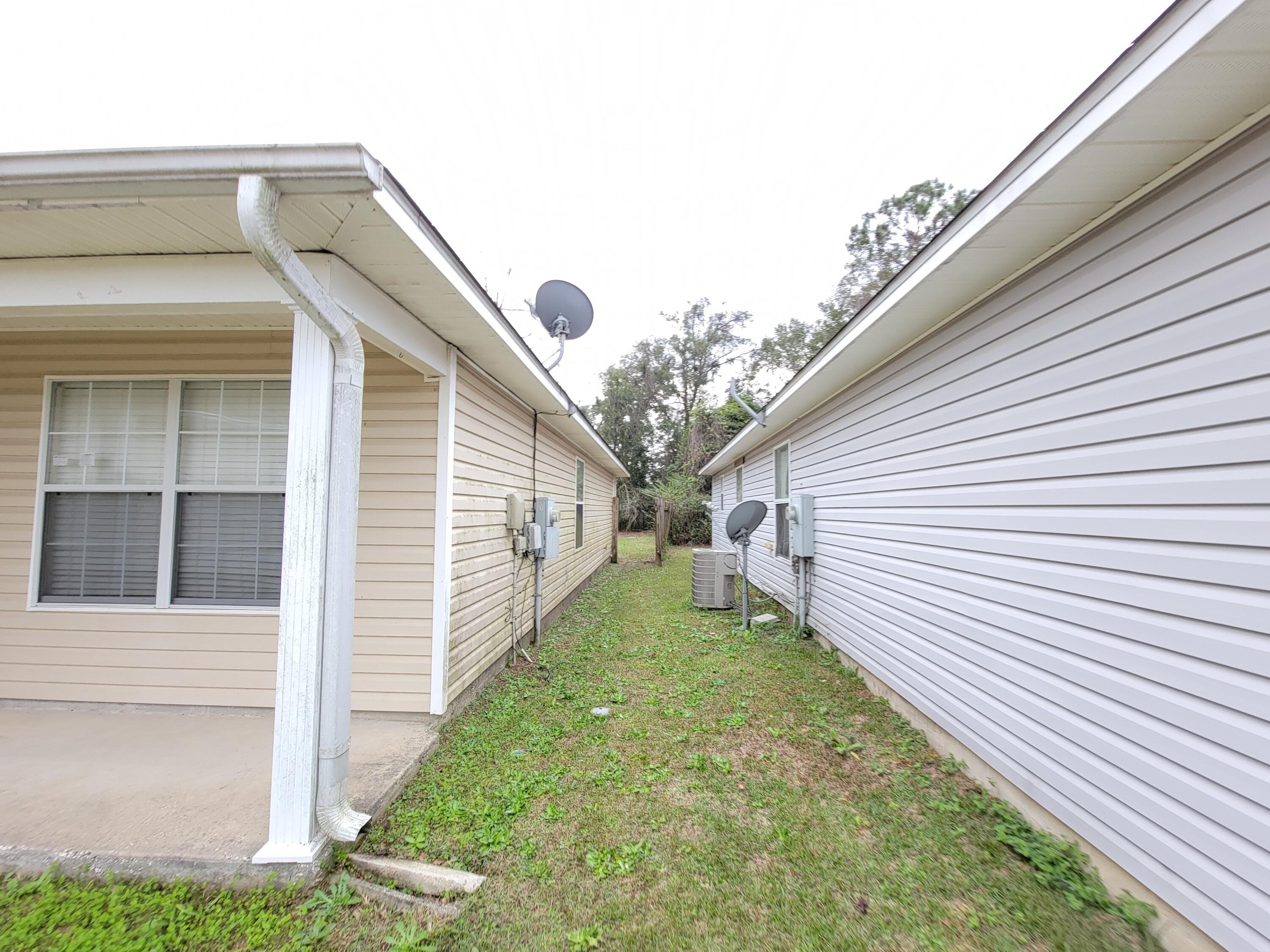 MAPLE OAKS - Residential