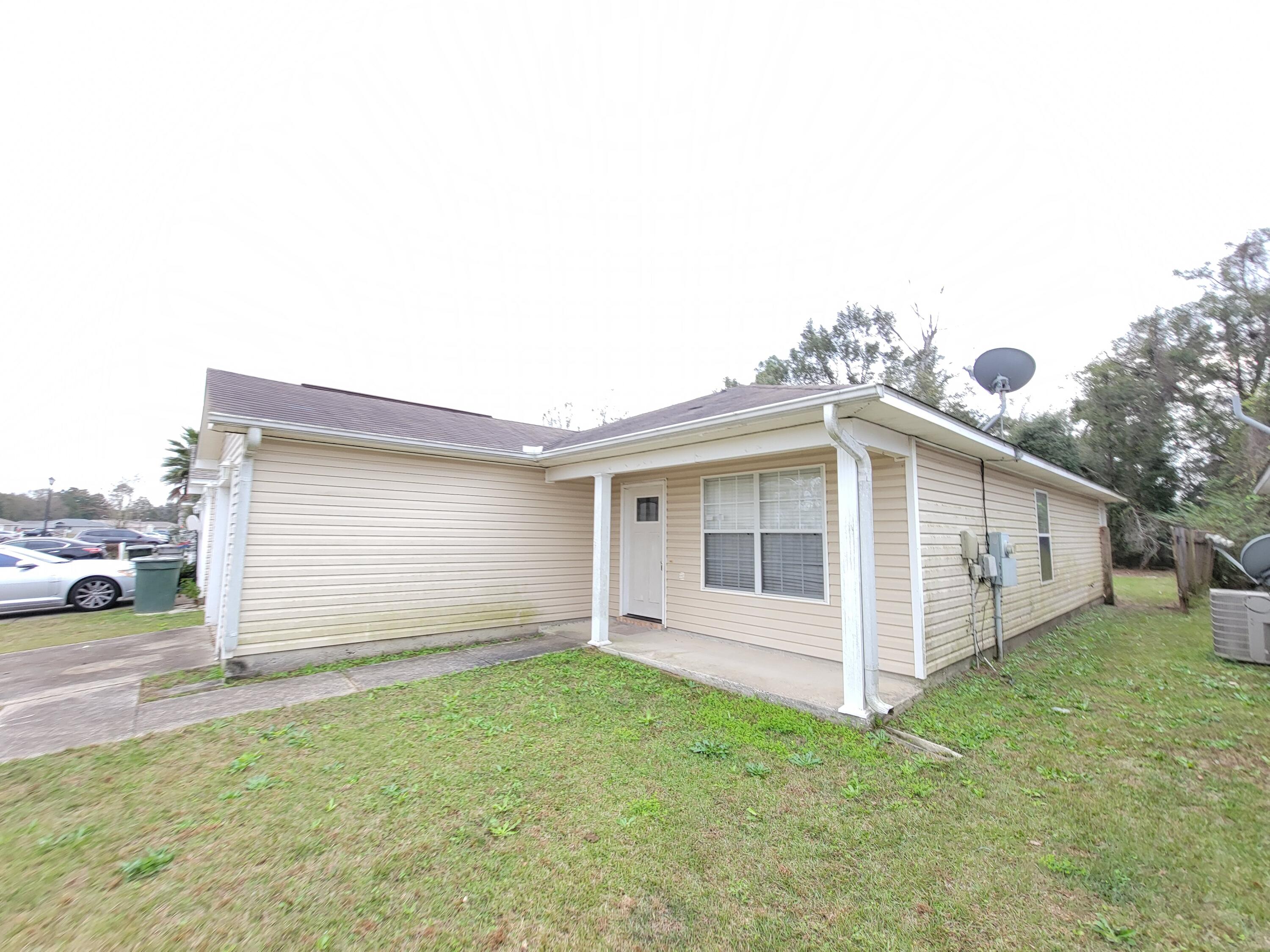 MAPLE OAKS - Residential