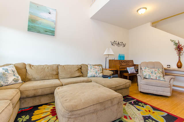 MERIDIAN SQUARE TOWNHOMES - Residential