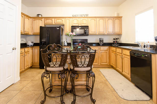 MERIDIAN SQUARE TOWNHOMES - Residential