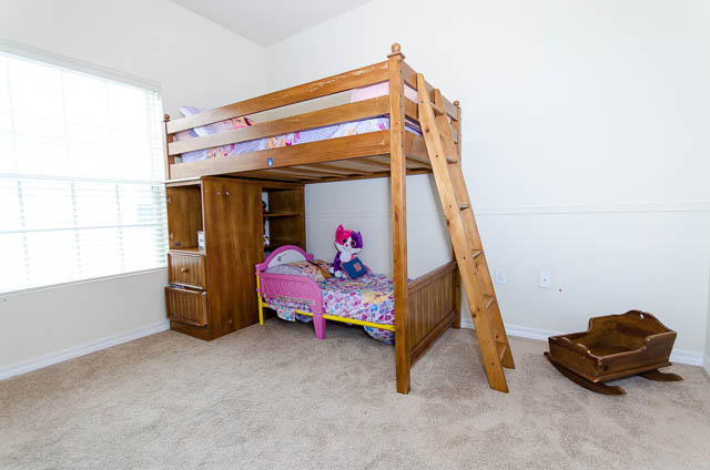 MERIDIAN SQUARE TOWNHOMES - Residential