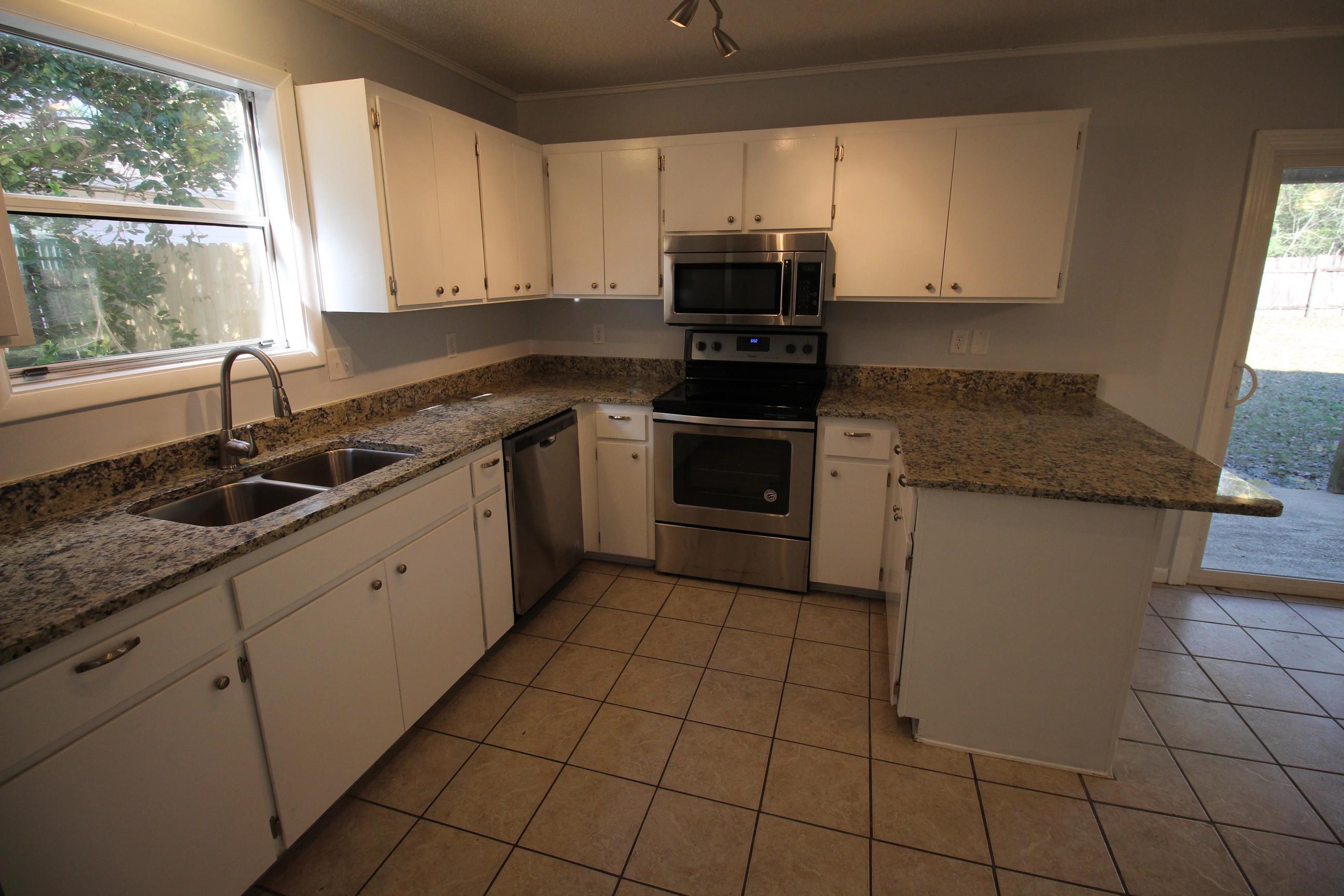 LANTERN RIDGE S/D PH 2 - Residential