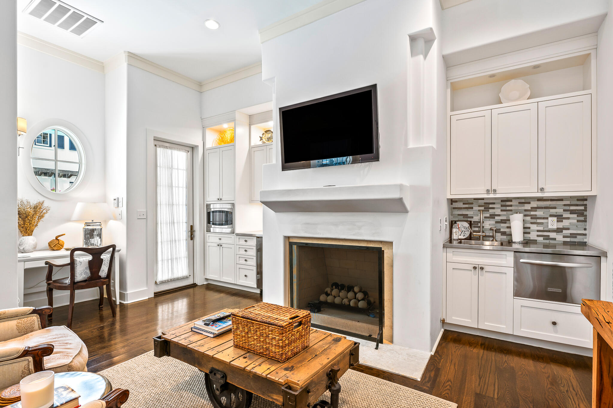 ALYS BEACH - Residential