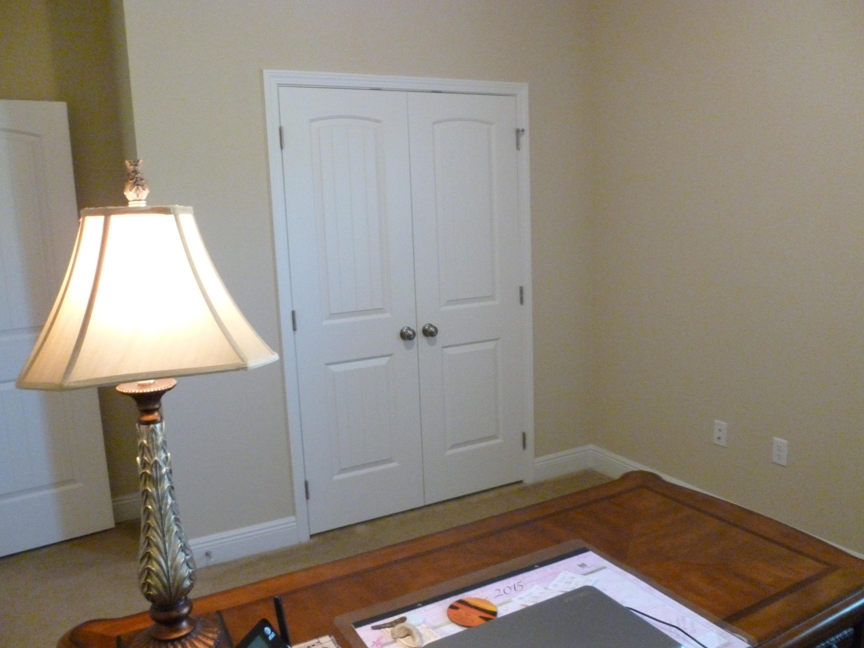 WHISPERING LAKE - Residential