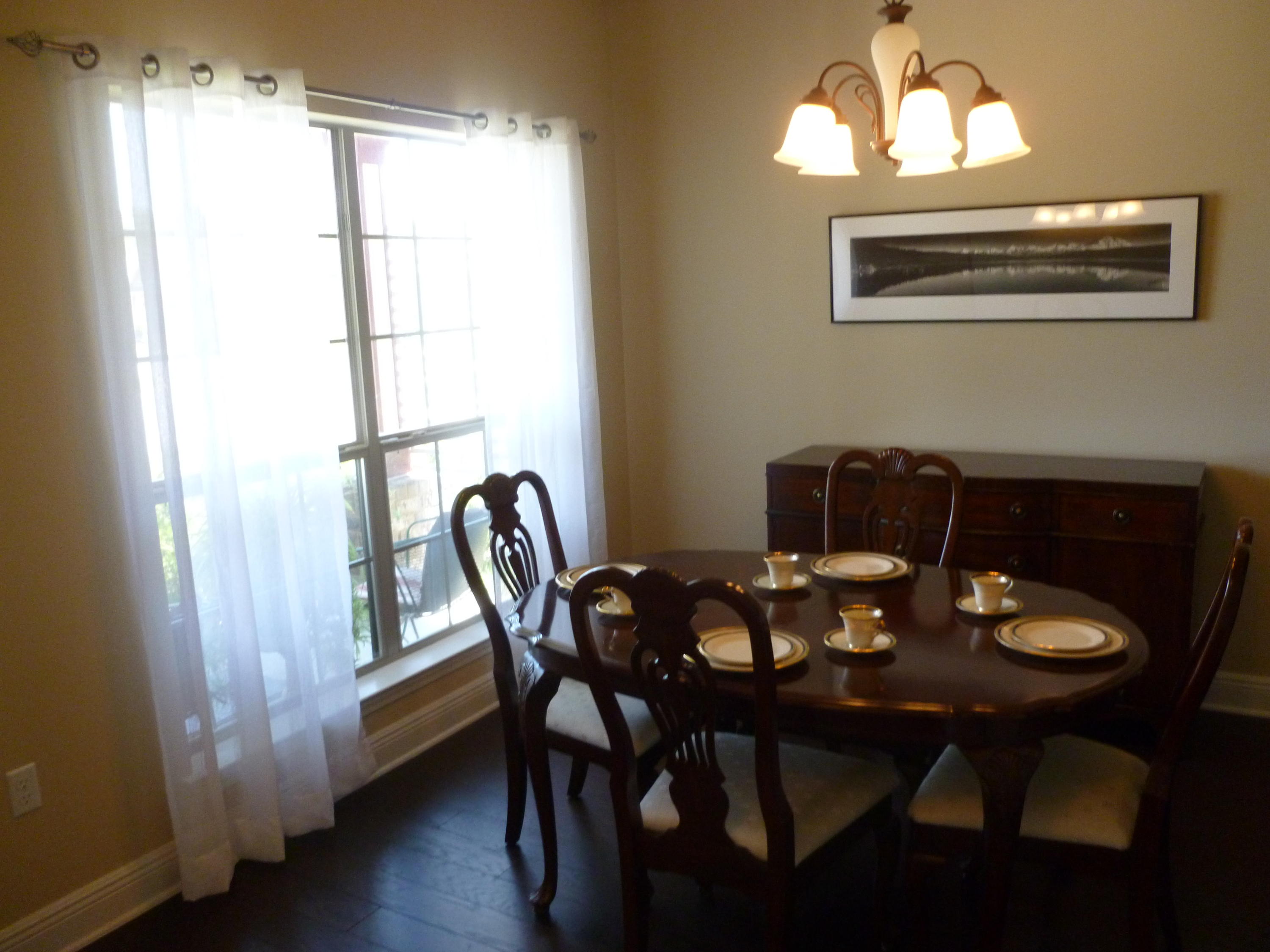 WHISPERING LAKE - Residential