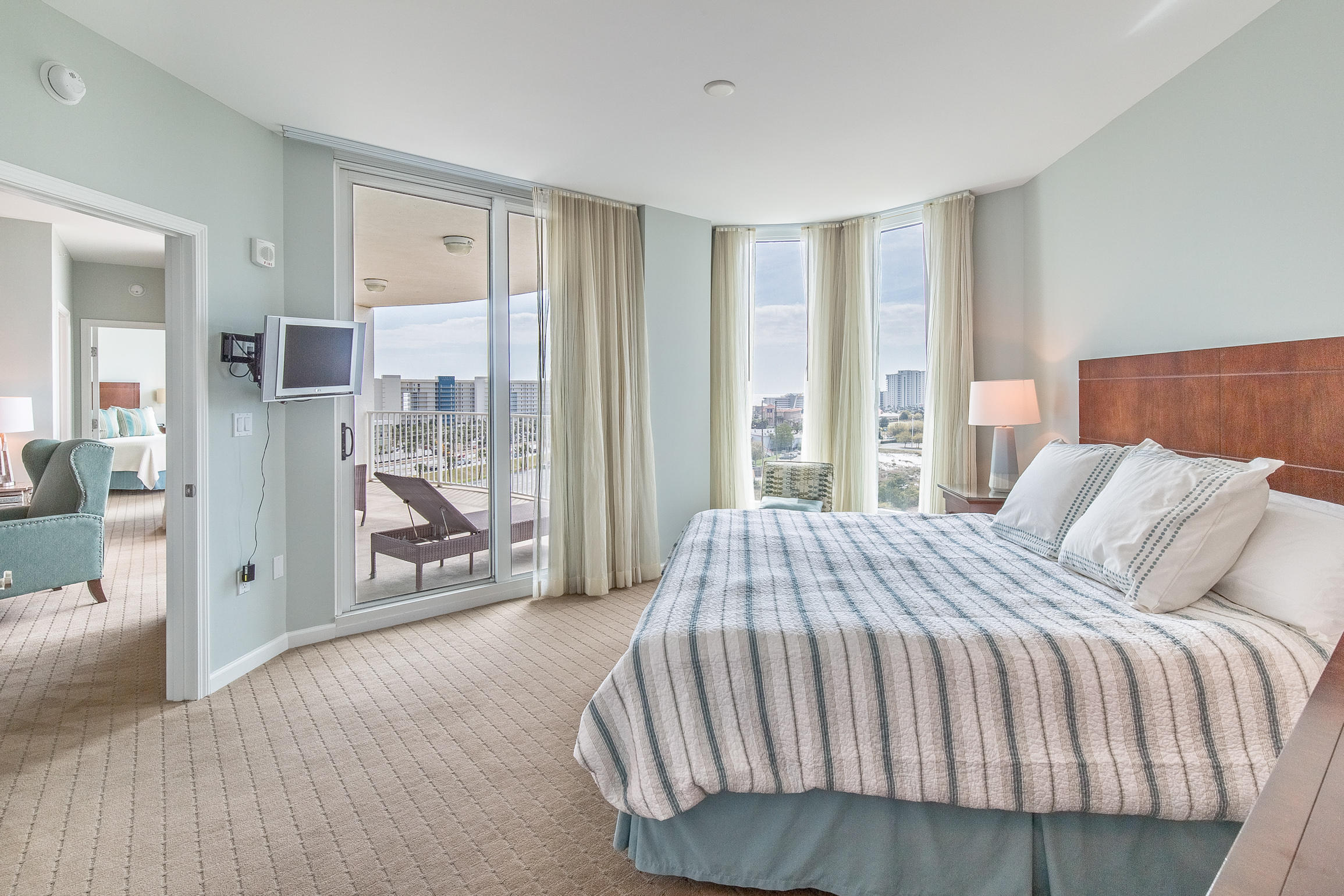 THE PALMS OF DESTIN - Residential