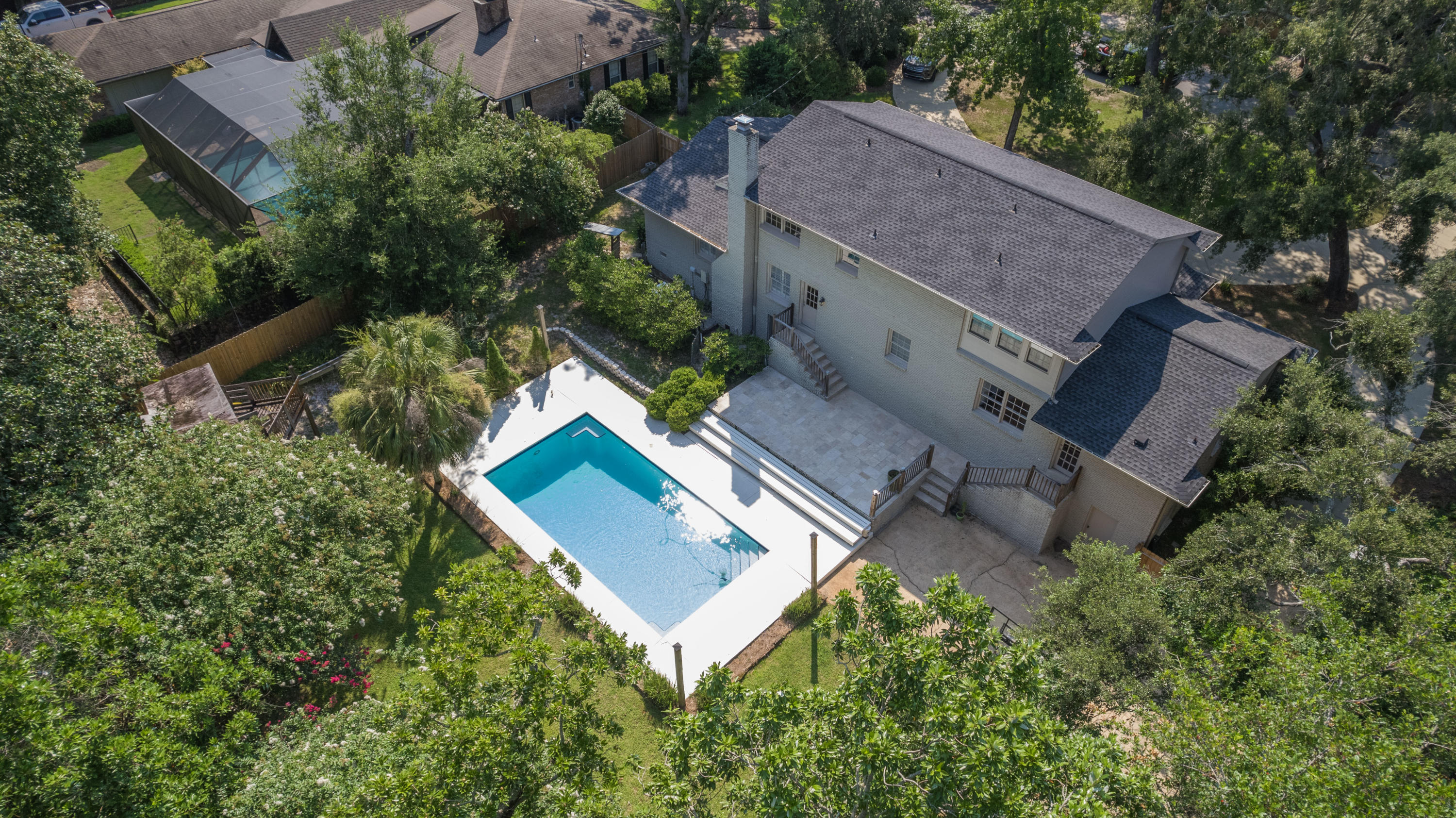 NORTHCLIFFE - Residential