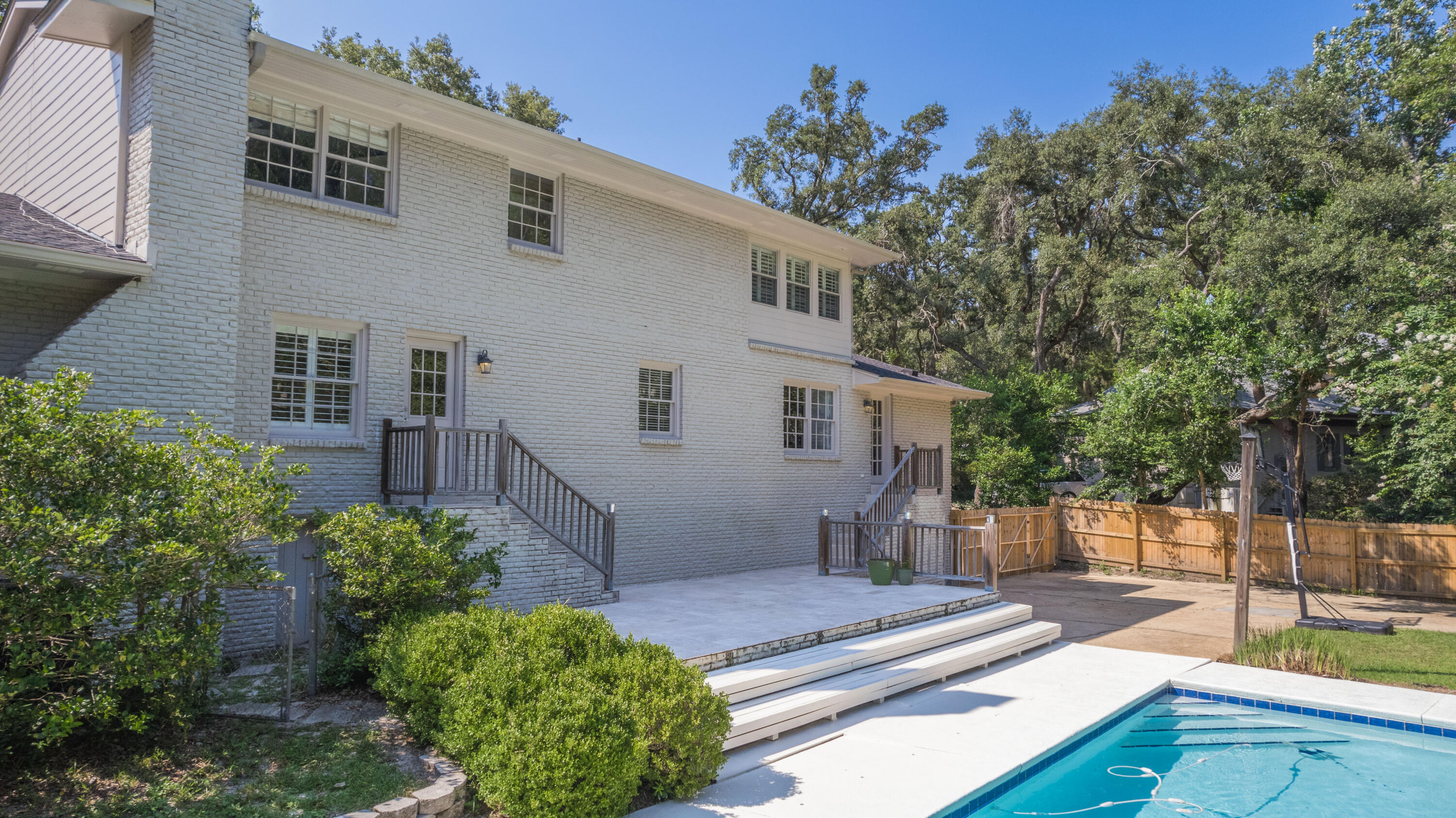 NORTHCLIFFE - Residential