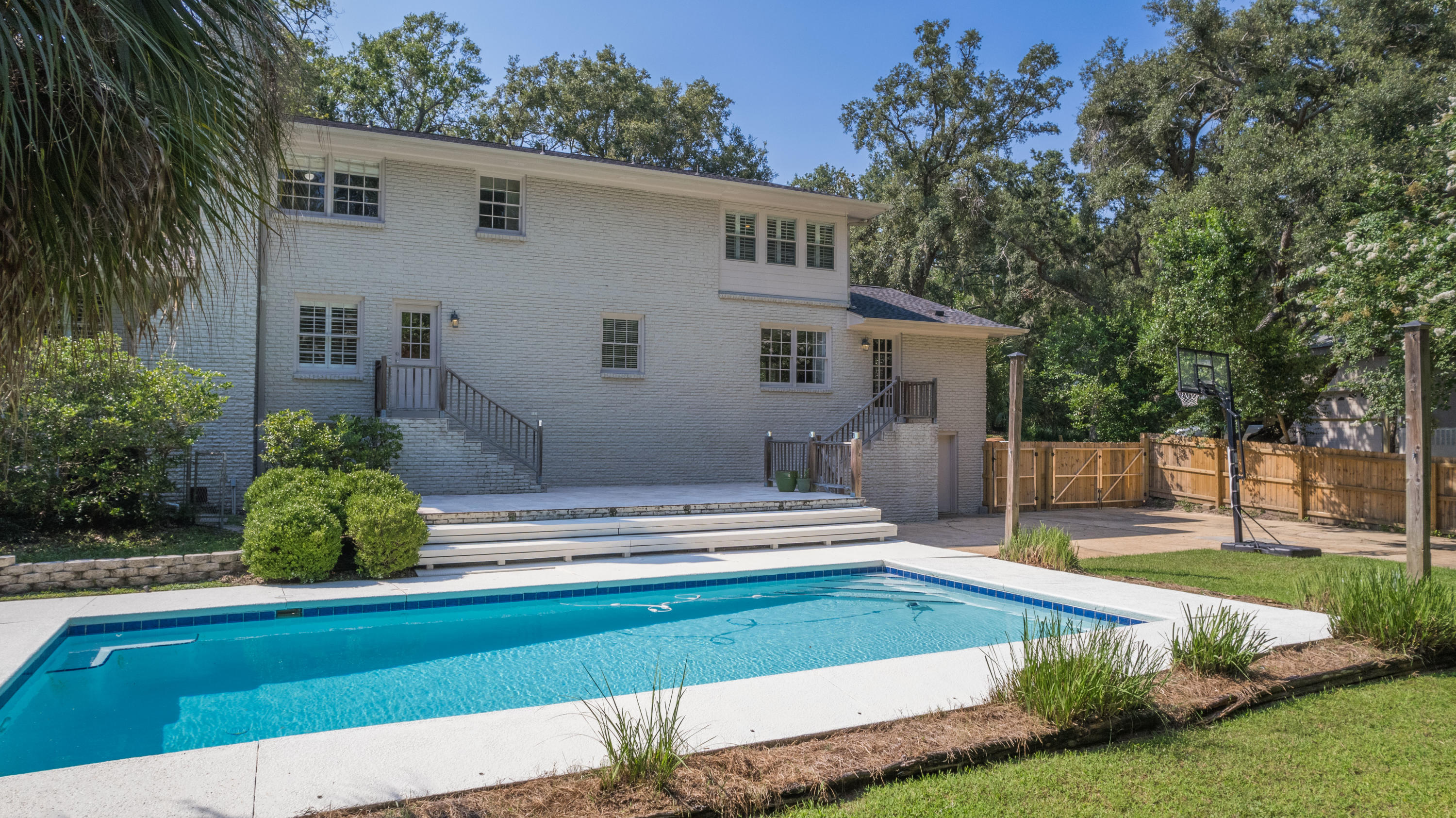 NORTHCLIFFE - Residential