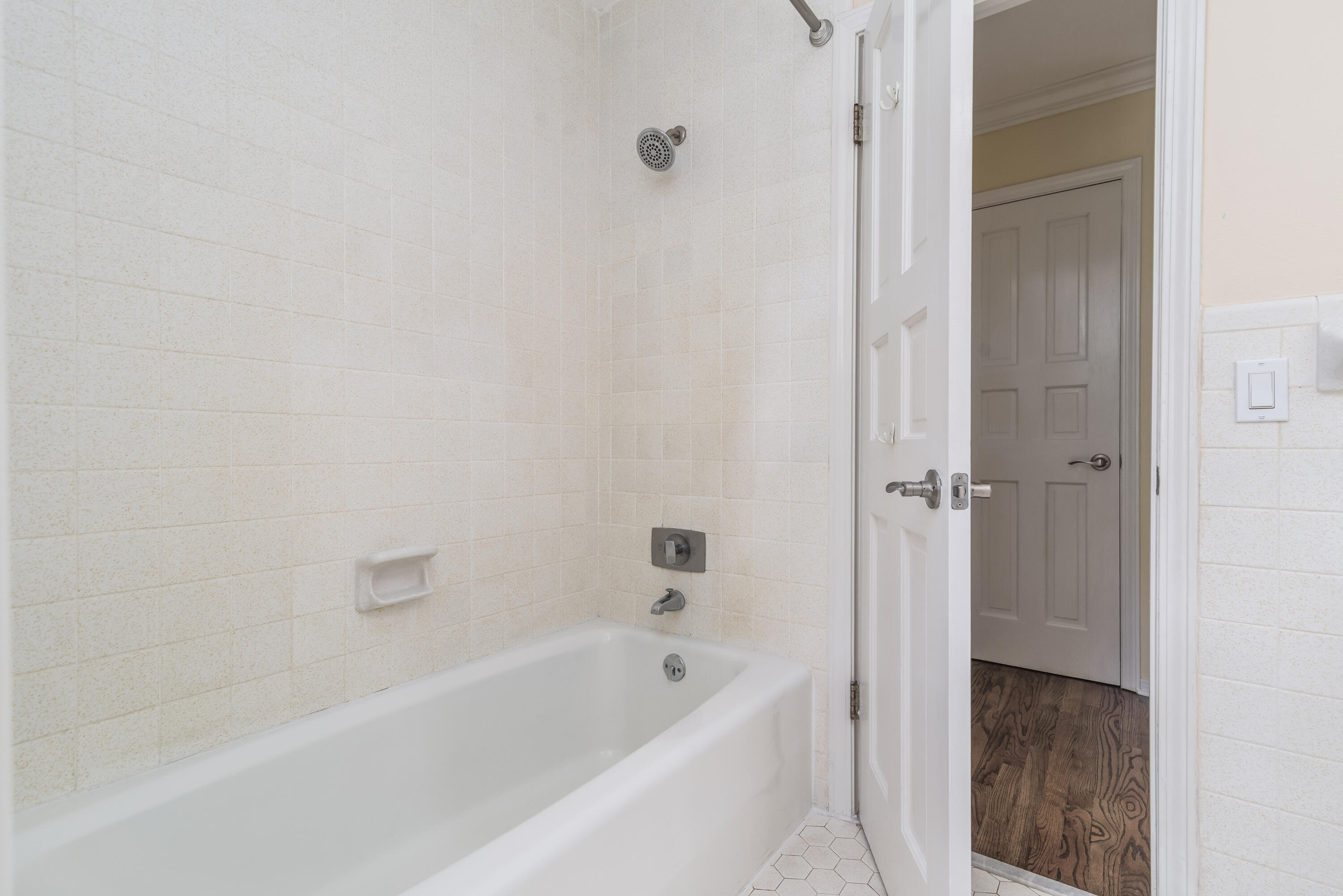 NORTHCLIFFE - Residential