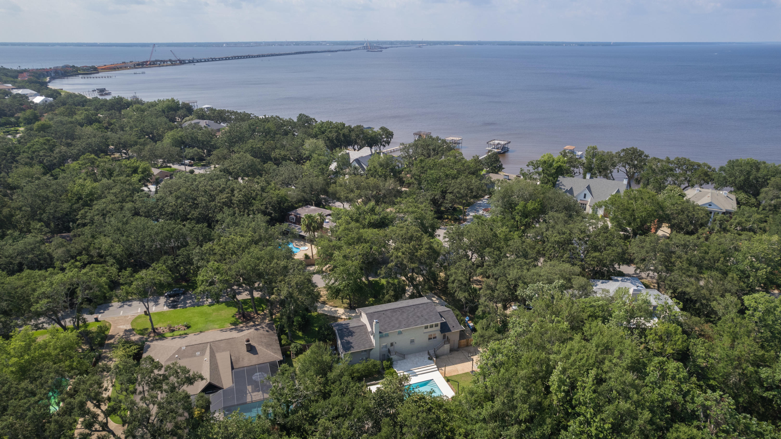 NORTHCLIFFE - Residential