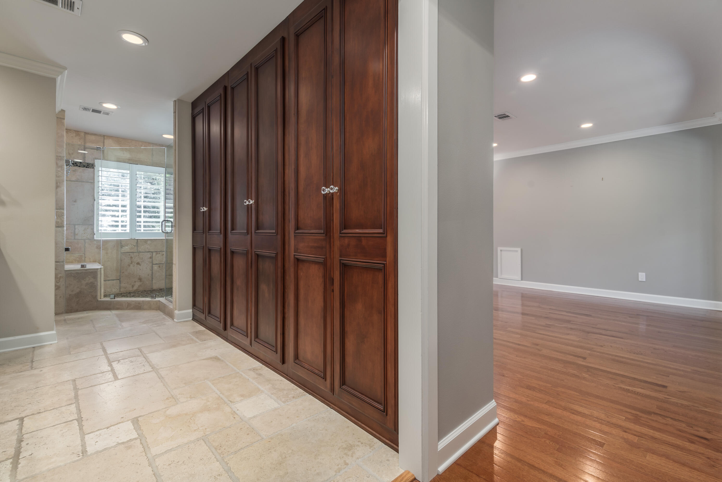 NORTHCLIFFE - Residential