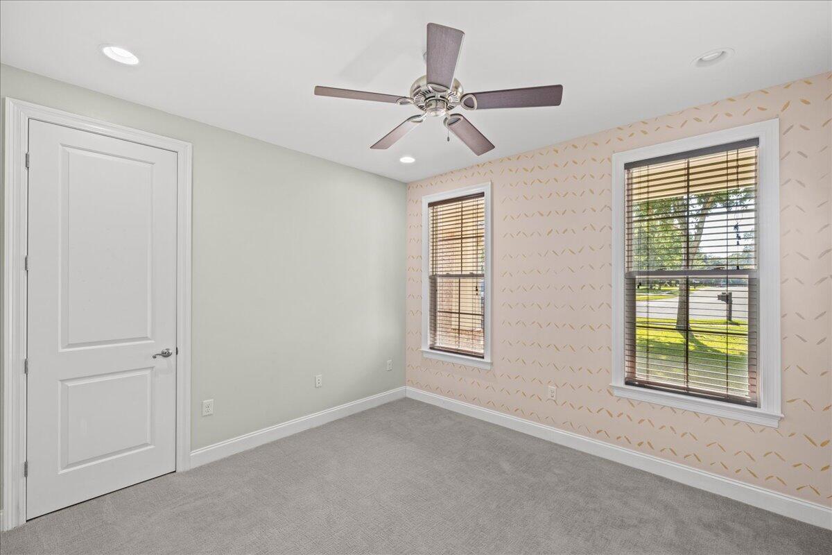 MAGNOLIA WOODS - Residential