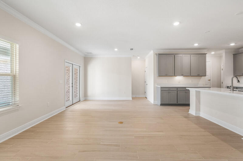 WINDSWEPT ESTATES - Residential