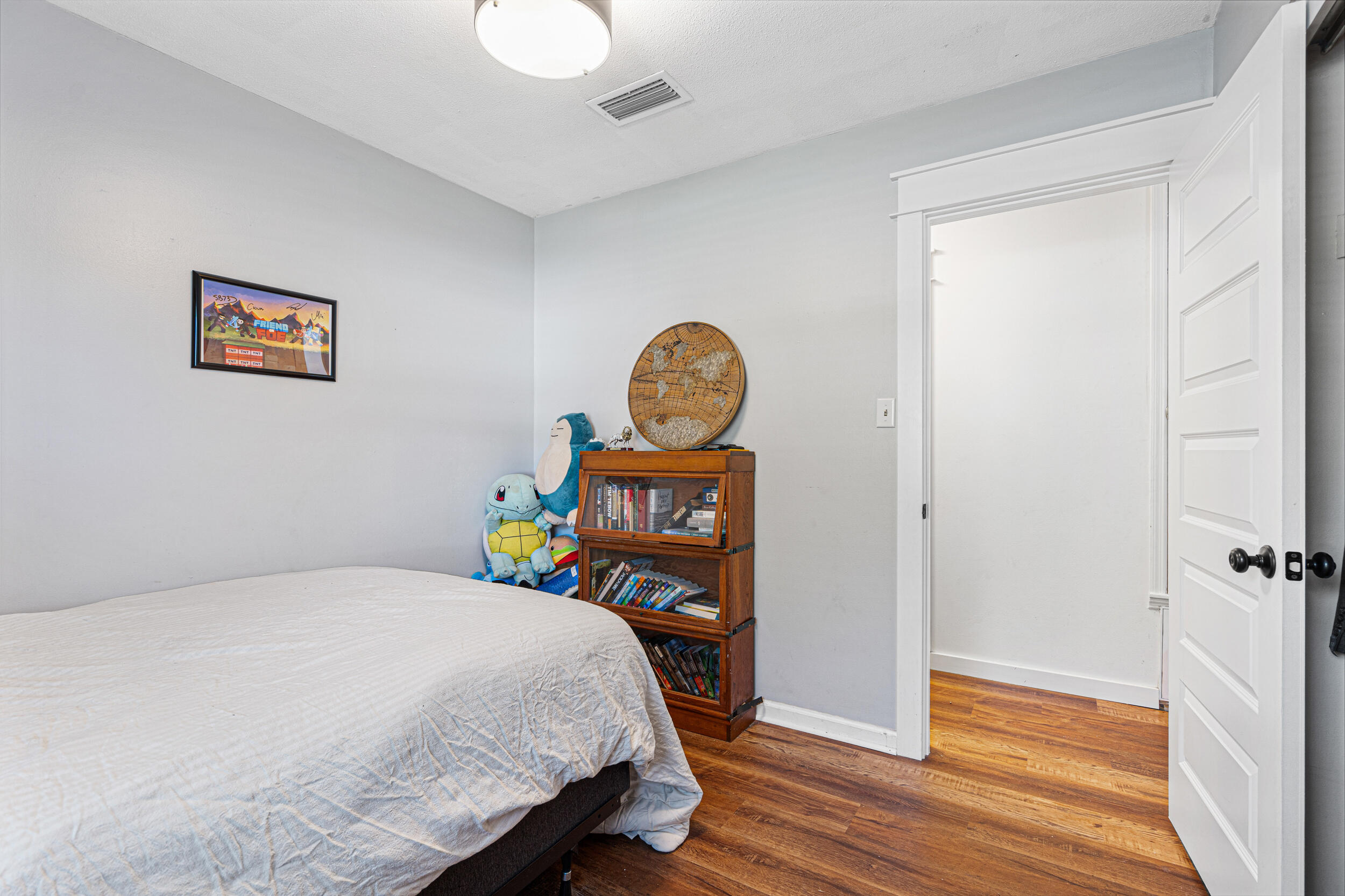 CAROL ANNE MANOR - Residential