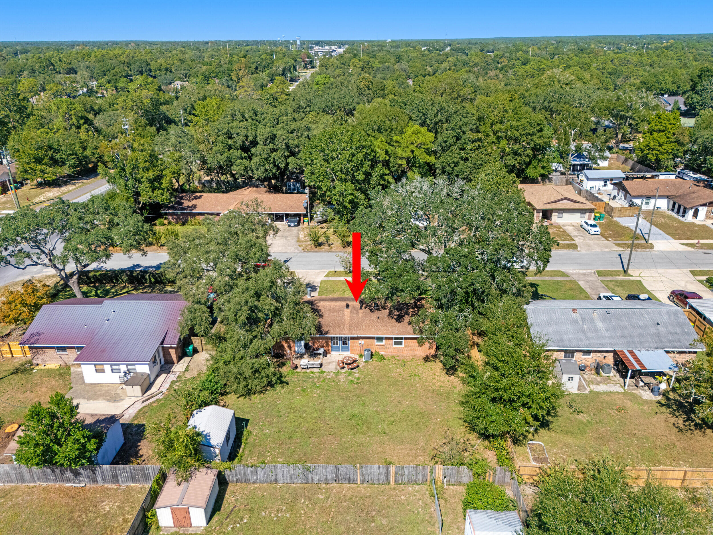 CAROL ANNE MANOR - Residential