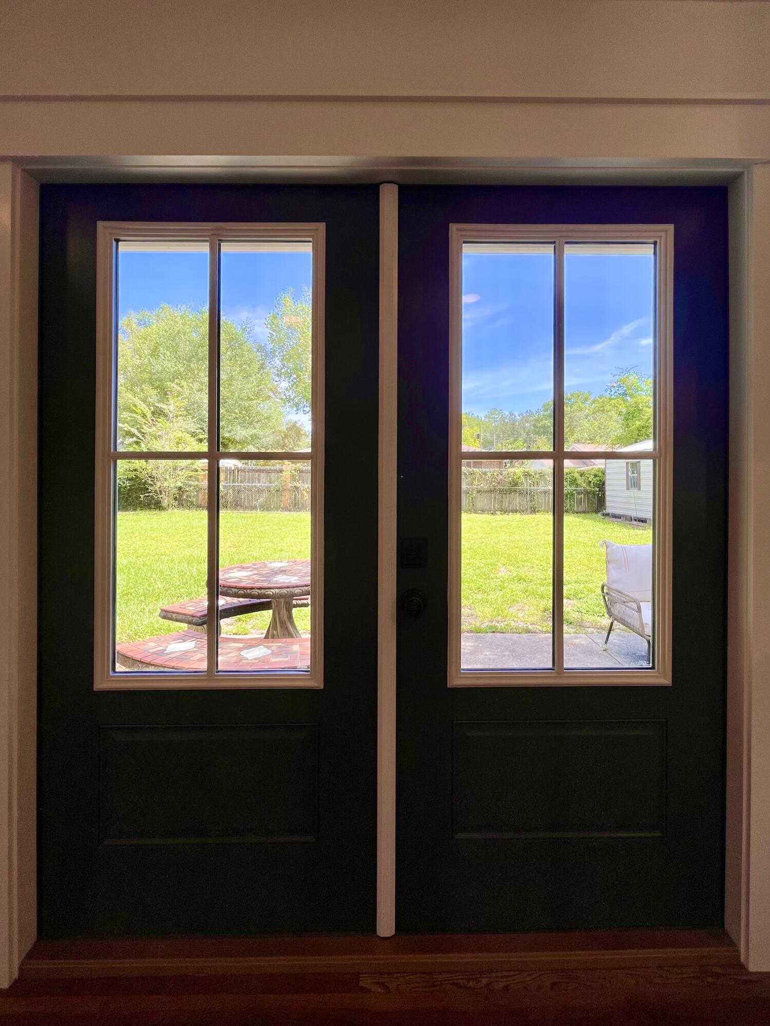 CAROL ANNE MANOR - Residential