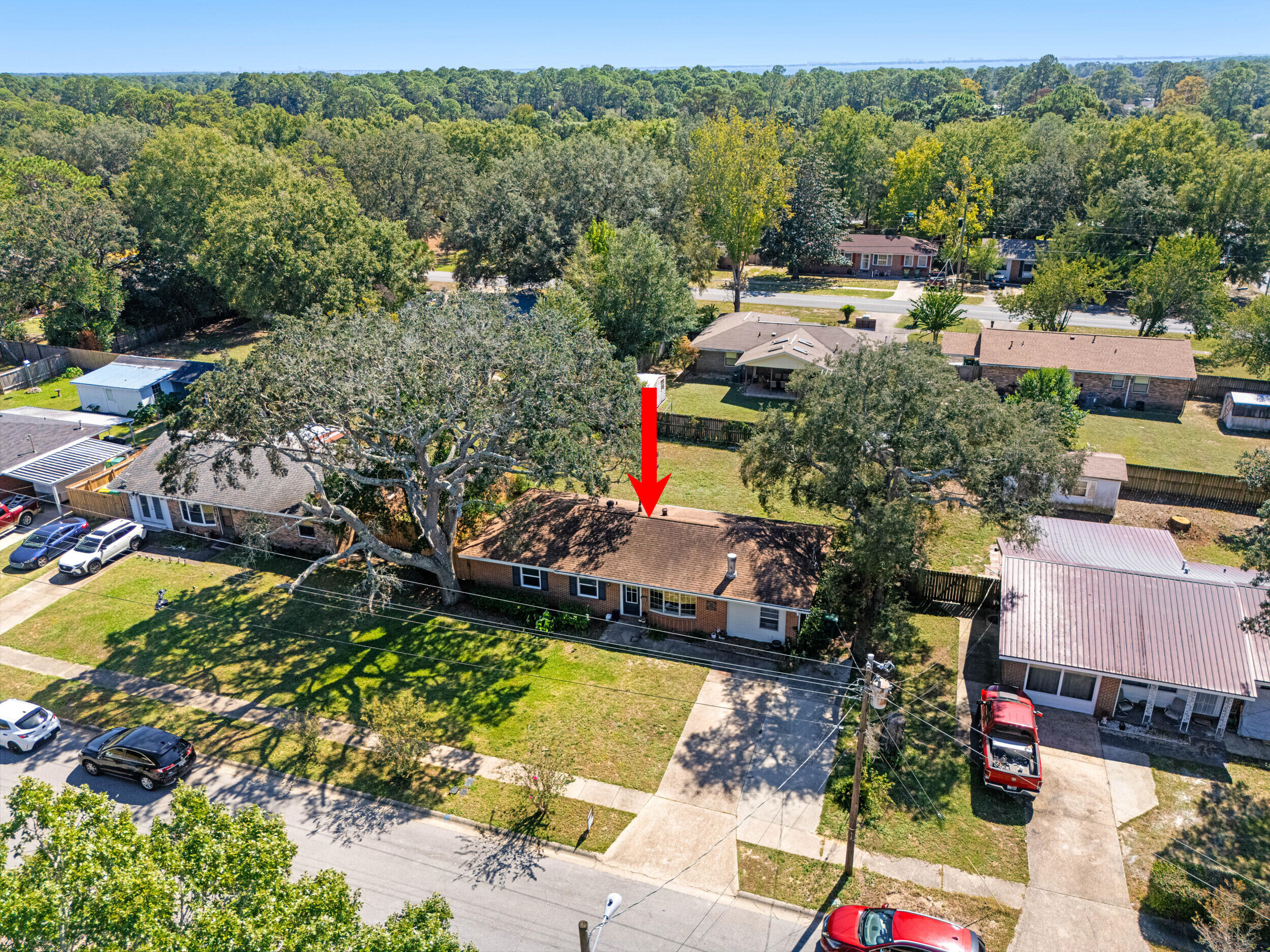 CAROL ANNE MANOR - Residential