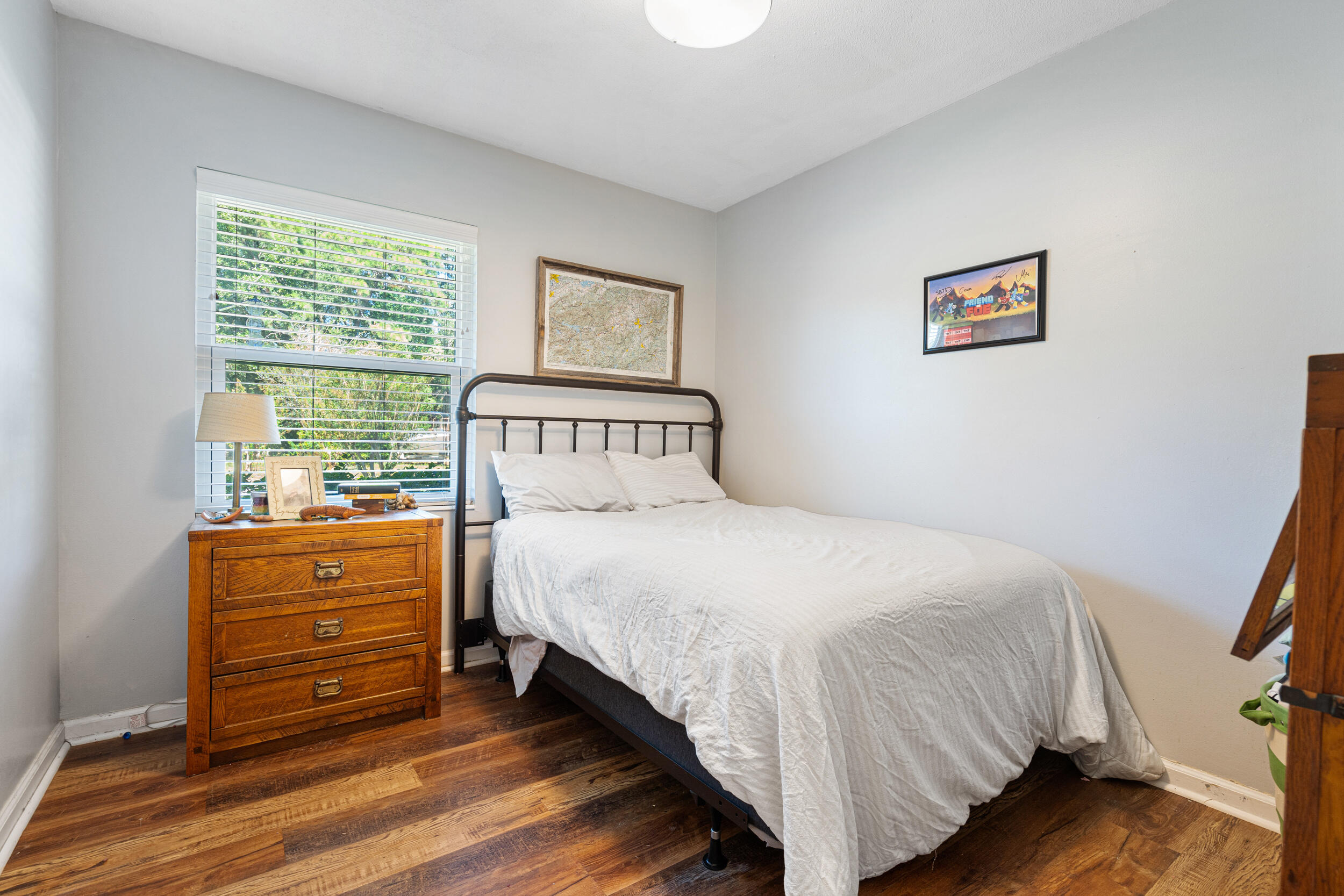 CAROL ANNE MANOR - Residential