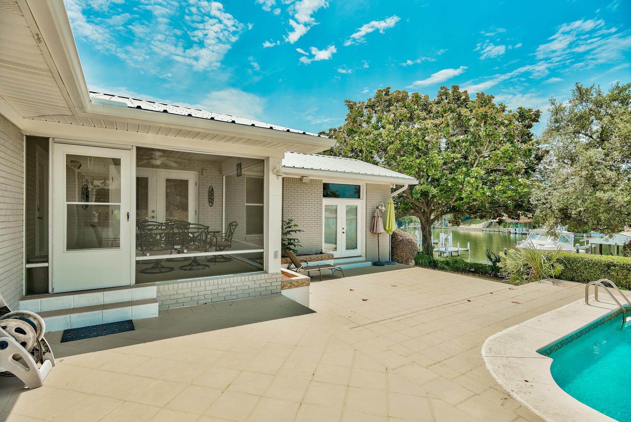 JOES BAYOU 1ST ADDN - Residential