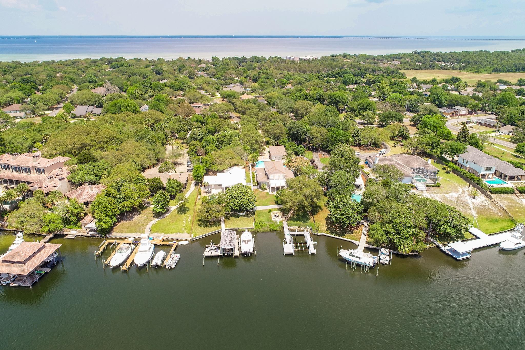JOES BAYOU 1ST ADDN - Residential