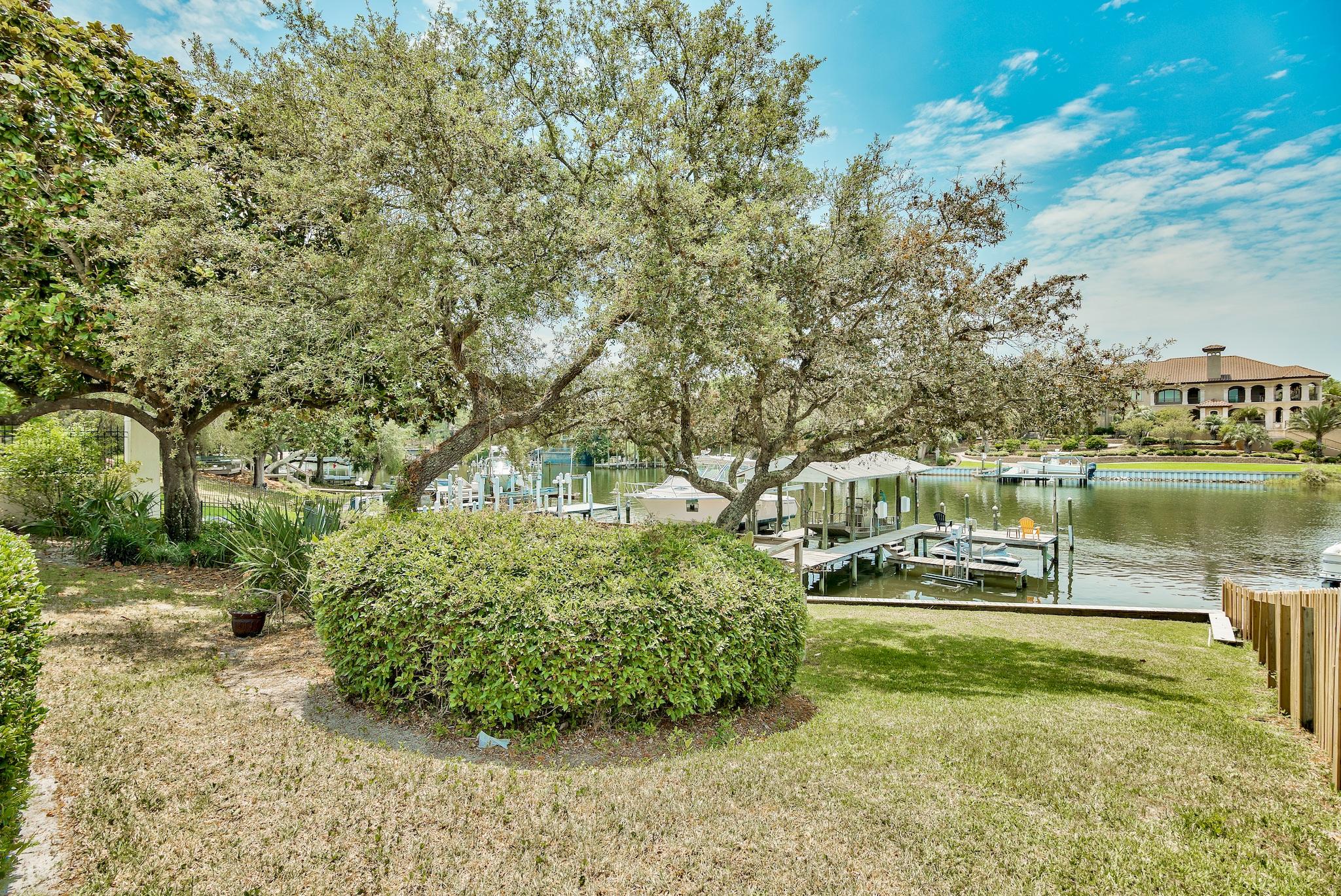 JOES BAYOU 1ST ADDN - Residential