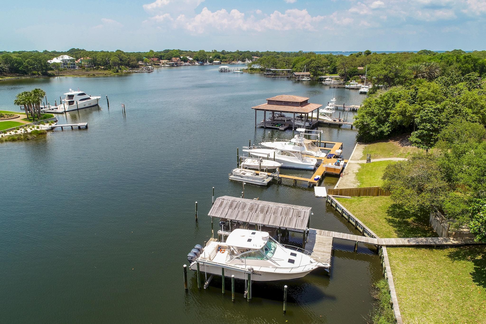 JOES BAYOU 1ST ADDN - Residential