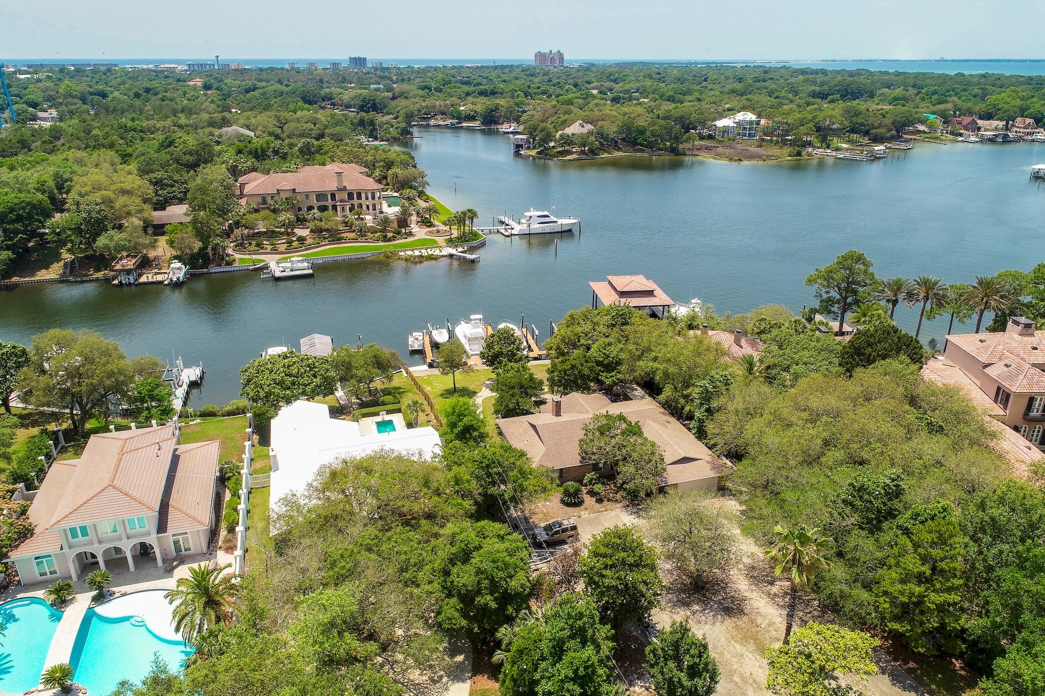 JOES BAYOU 1ST ADDN - Residential