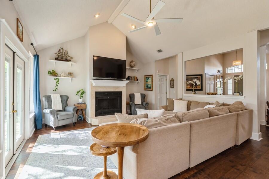 HUNTINGTON S/D PH 1 - Residential Lease