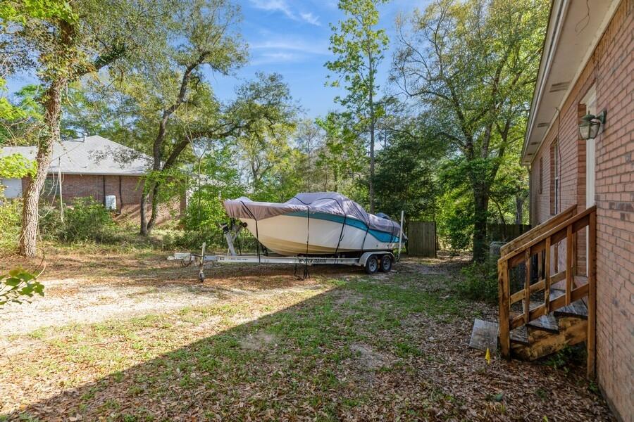 HUNTINGTON S/D PH 1 - Residential Lease