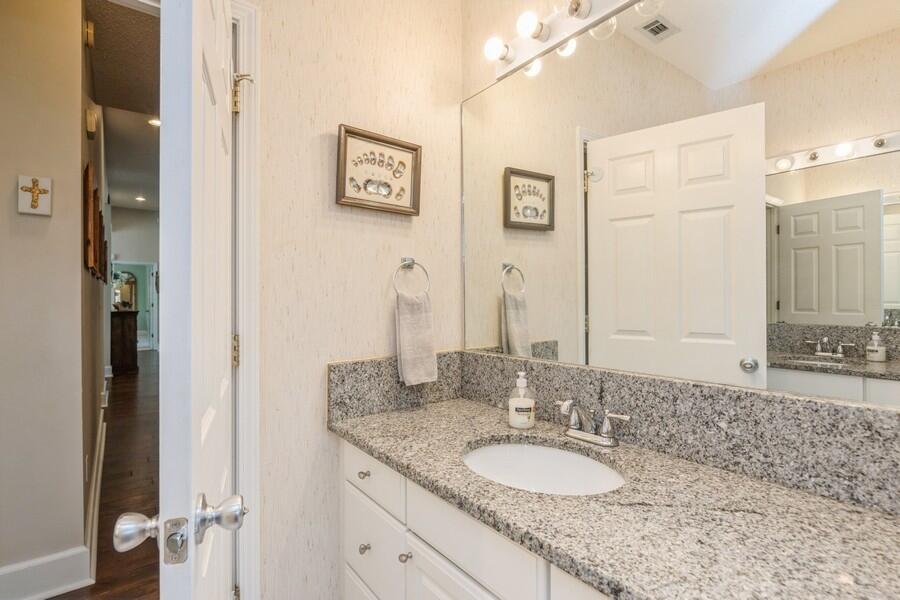 HUNTINGTON S/D PH 1 - Residential Lease