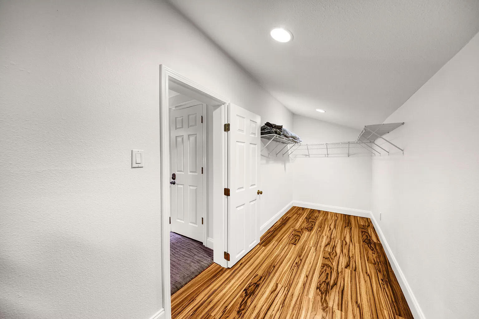 DESTIN BEACH CLUB - Residential Lease