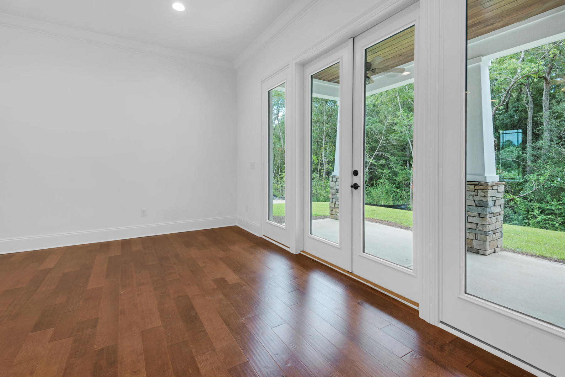 BEAR CREEK - Residential