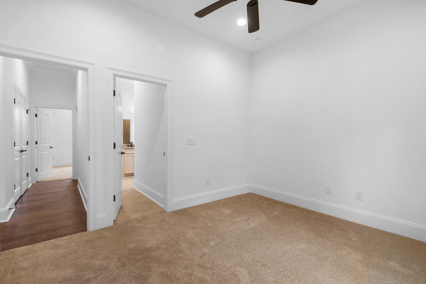 BEAR CREEK - Residential