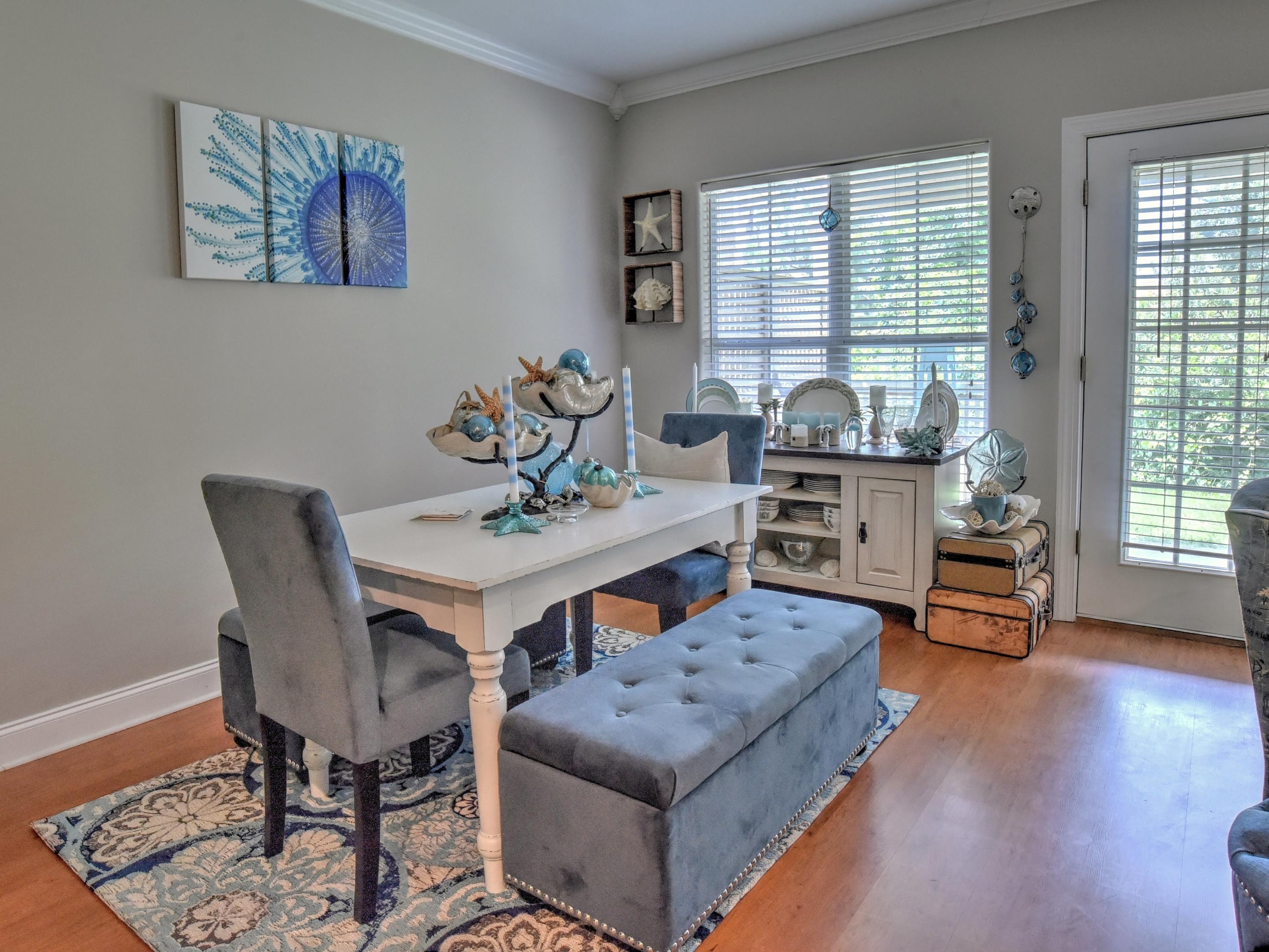 OLD BAY T/H - Residential Lease