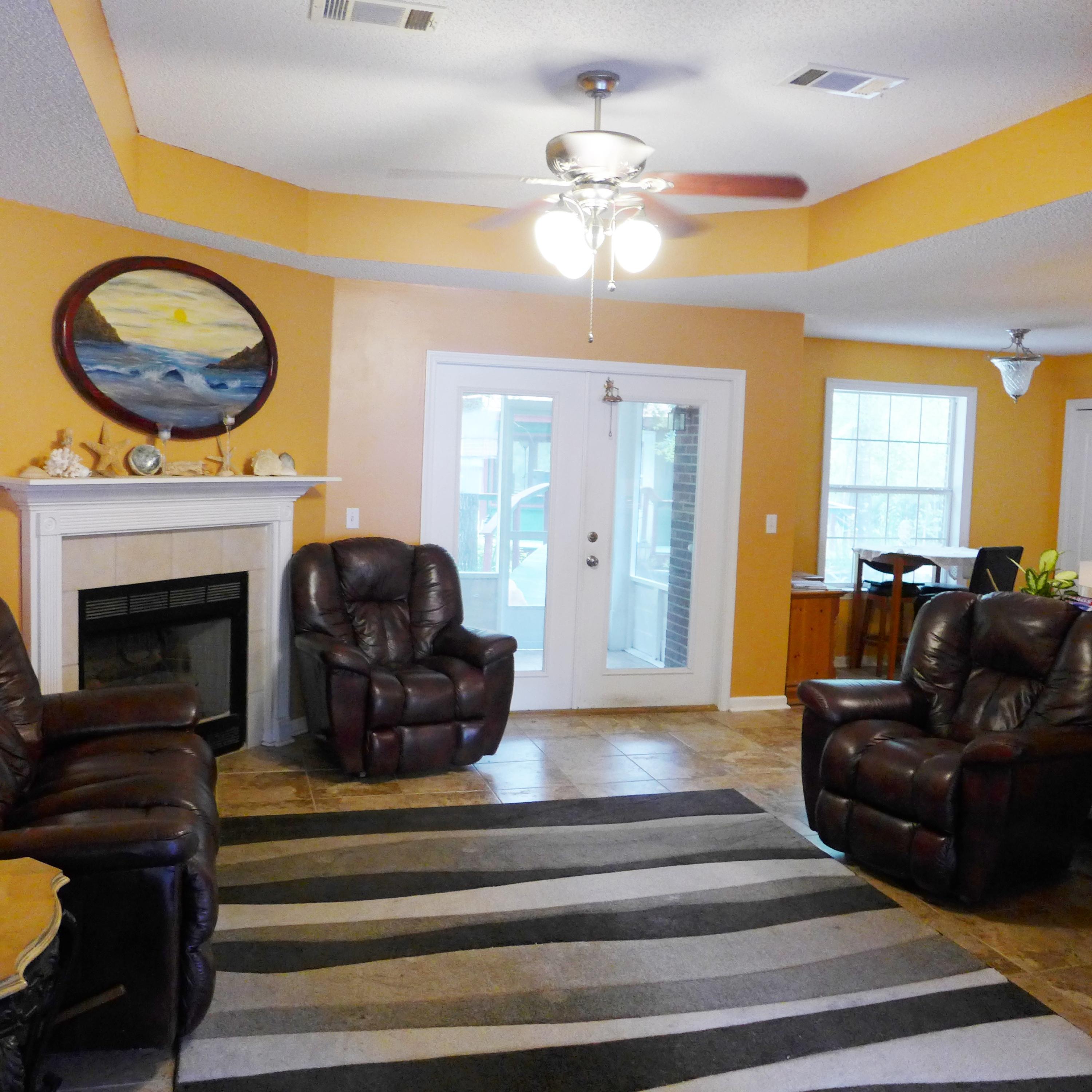 HIDDEN SPRINGS - Residential