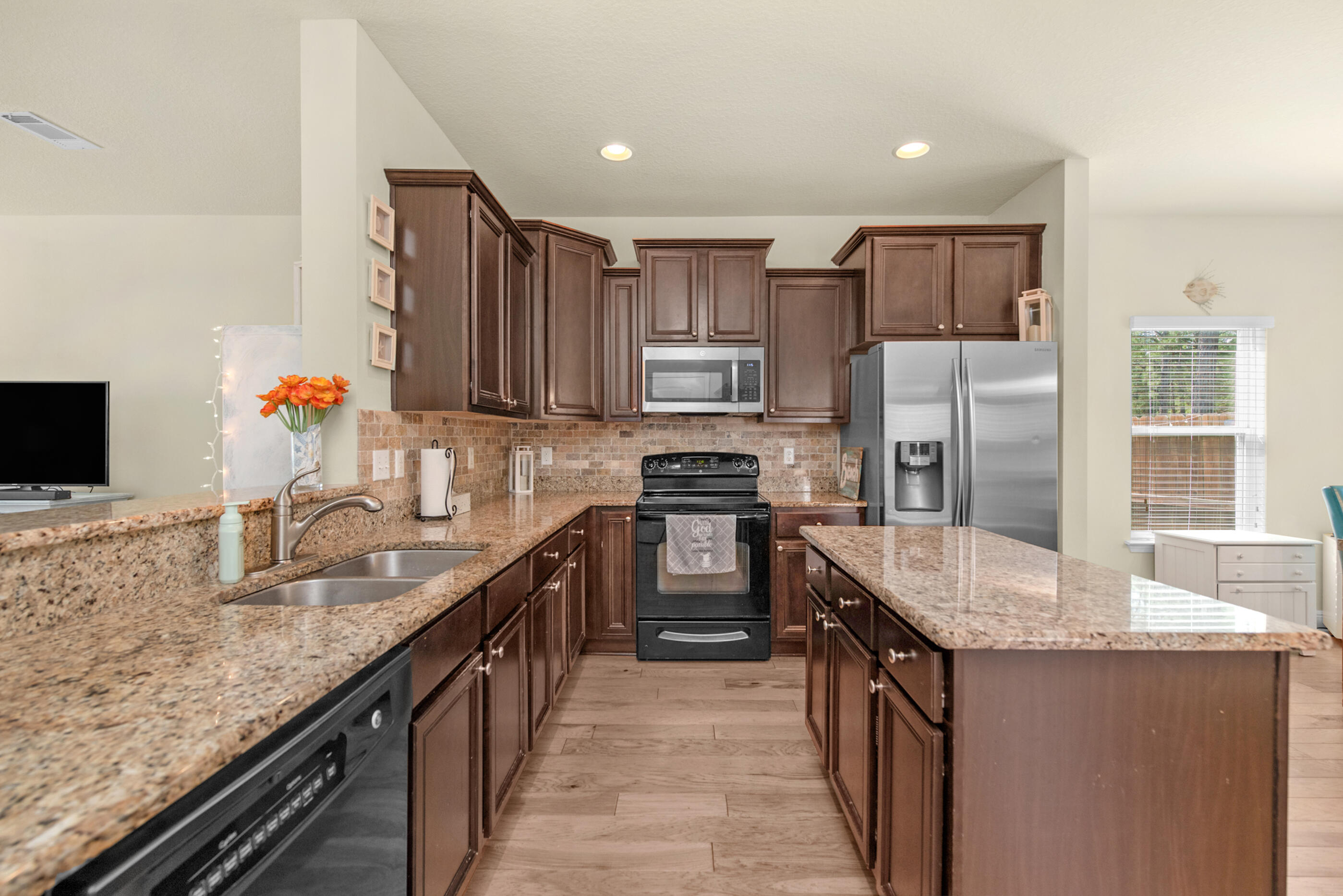 WATER OAKS T/H - Residential