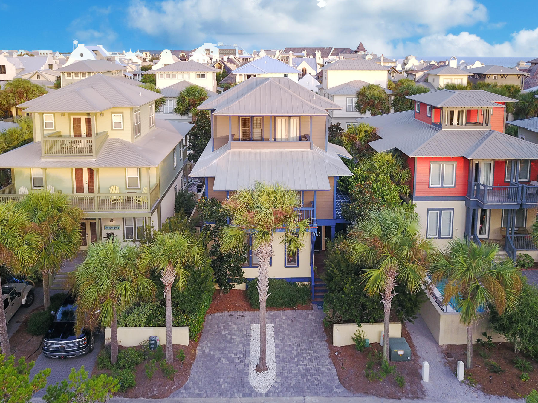 WATER'S EDGE - Residential