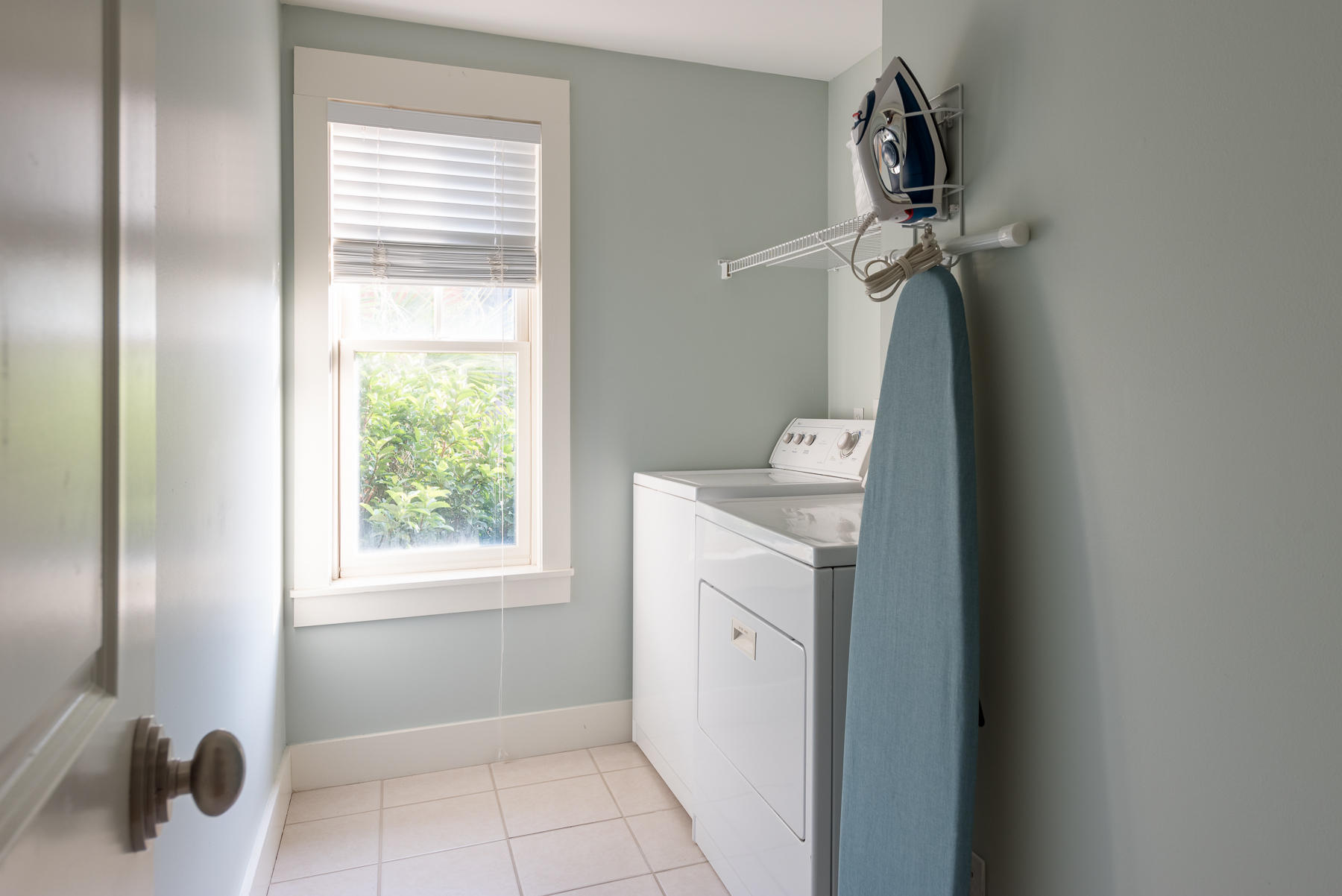 WATER'S EDGE - Residential