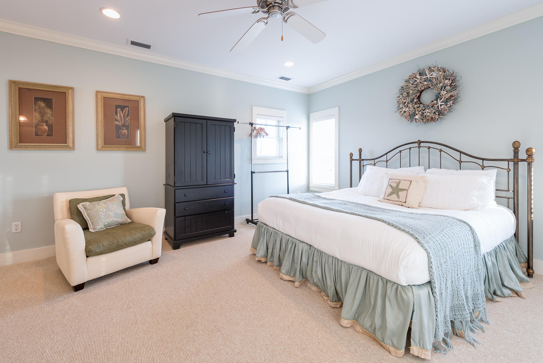 WATER'S EDGE - Residential