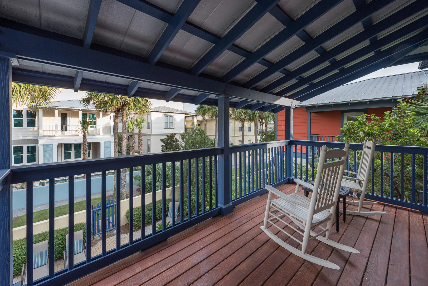 WATER'S EDGE - Residential