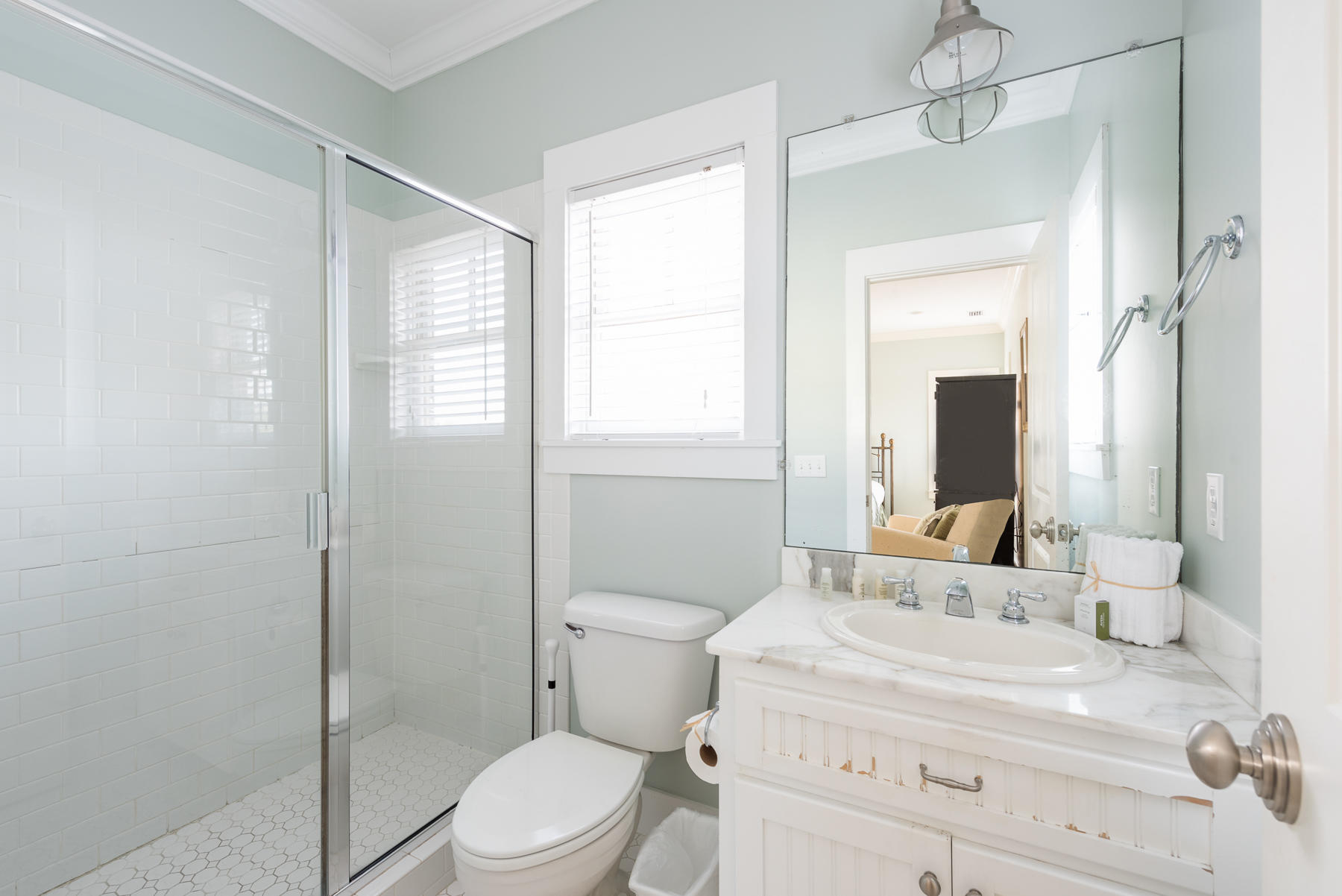 WATER'S EDGE - Residential